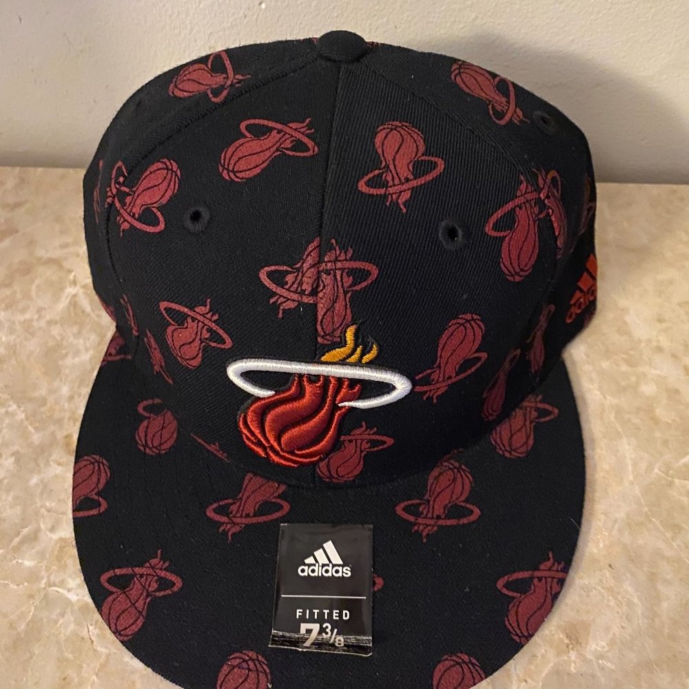 adidas fitted Miami Heat cap size 7 3/8
